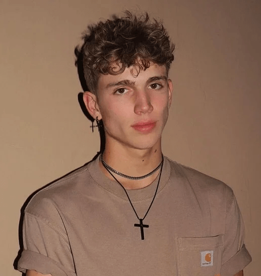 Vinnie Hacker's Biography, Age, Height, Net Worth and Family