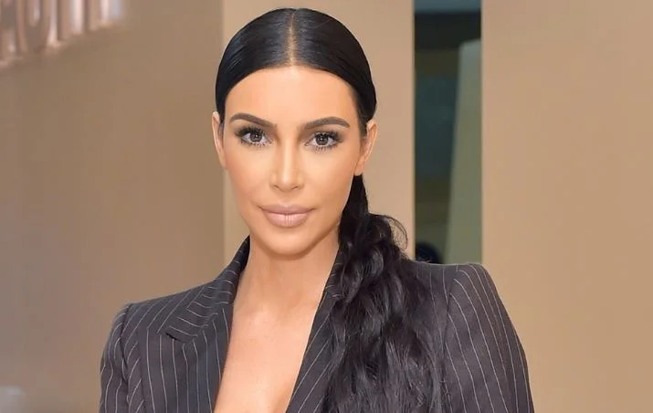 Kim Kardashian Biography, Age, Net Worth and Real Name